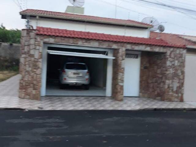 #1092 - Casa para Venda em Pouso Alegre - MG