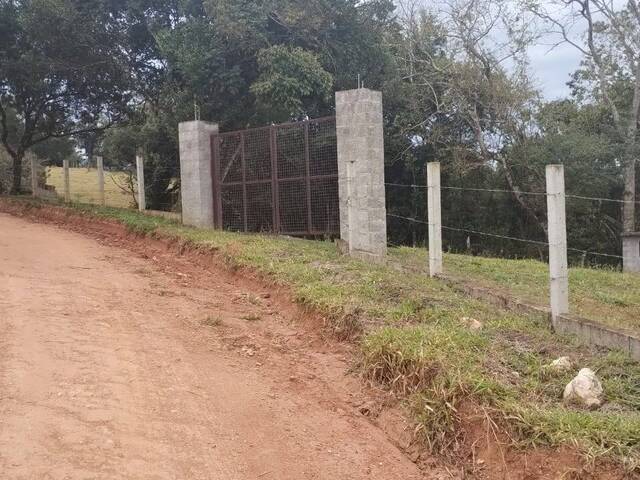 Venda em Bairro Dos Coutinhos - Congonhal