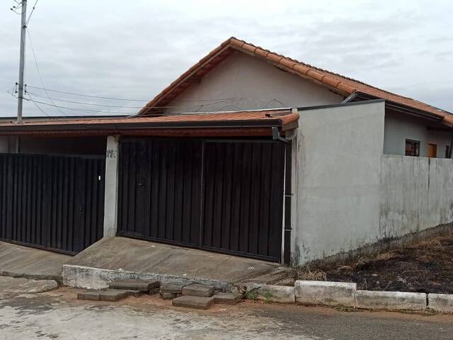 #2229 - Casa para Venda em São Sebastião da Bela Vista - MG