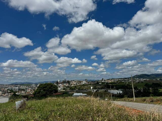 #2446 - Terreno para Venda em Pouso Alegre - MG - 1