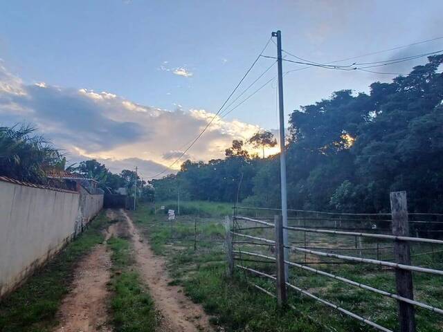 Venda em Bairro dos Afonsos - Pouso Alegre